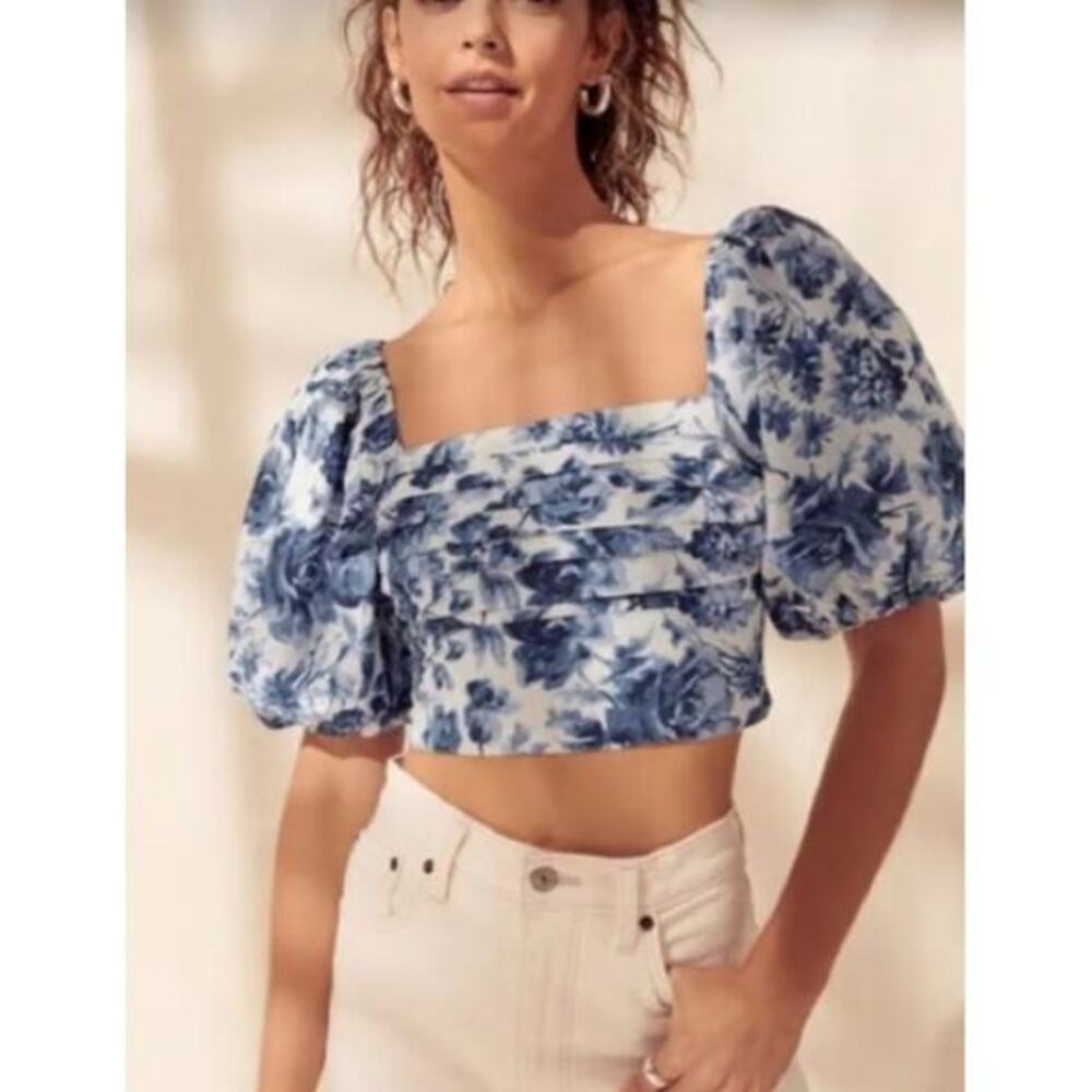 Abercrombie and Fitch Puff Sleeve Cropped Top Blue White